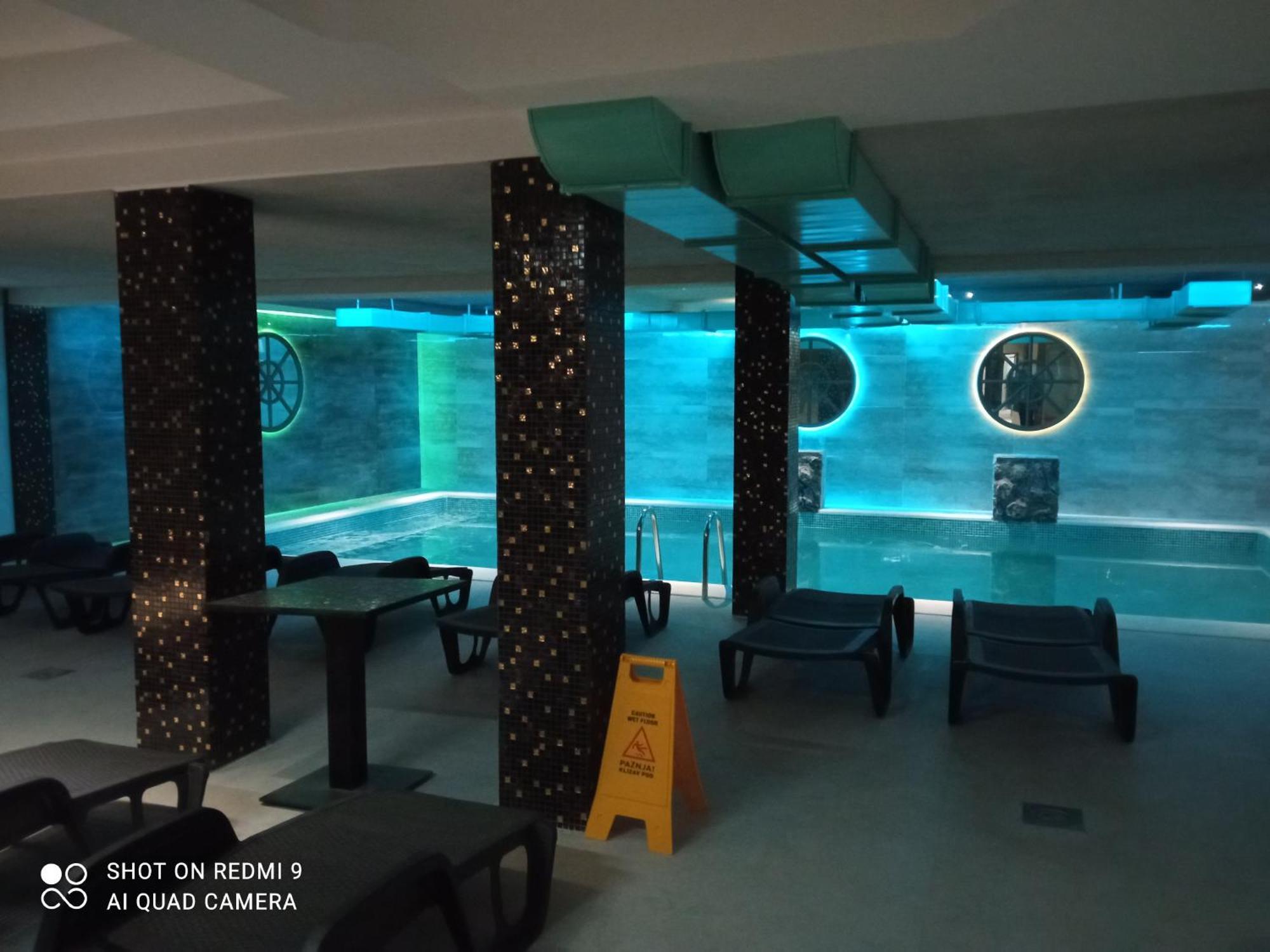 Hn Lux & Spa Veliko Gradiste Luaran gambar