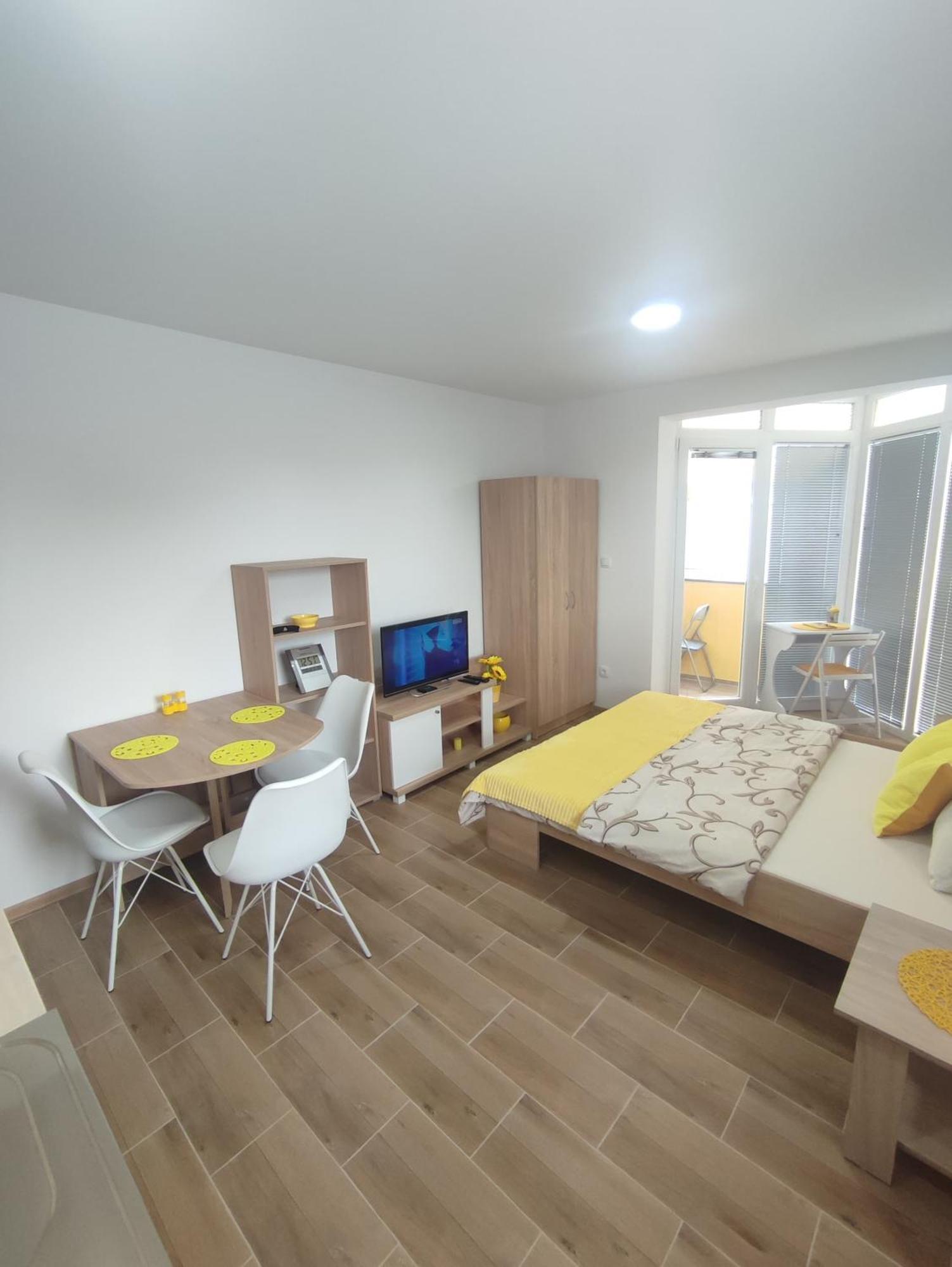 Hn Lux & Spa Veliko Gradiste Luaran gambar
