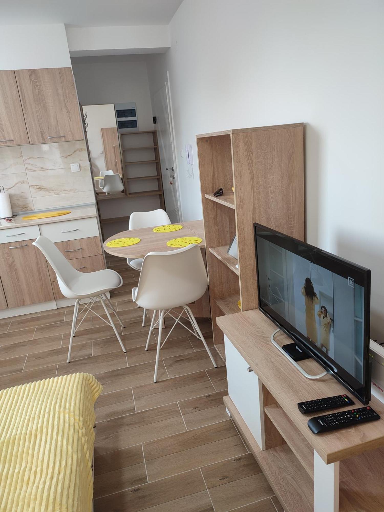 Hn Lux & Spa Veliko Gradiste Luaran gambar